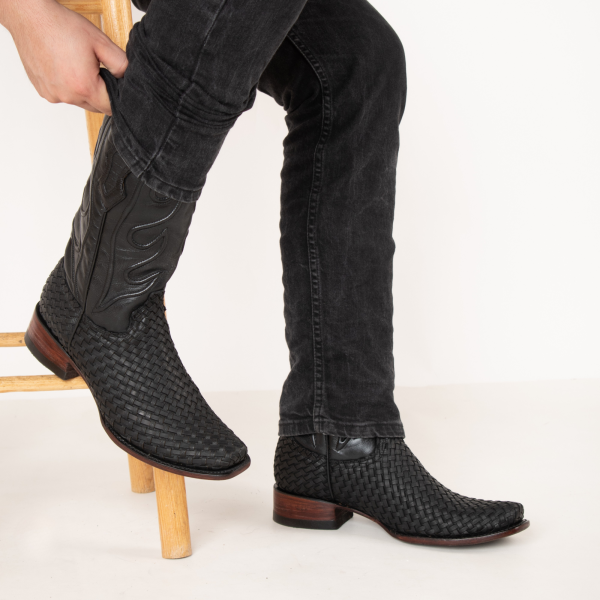 BOTA NEGRA PETATILLO THE WEST SUN_7